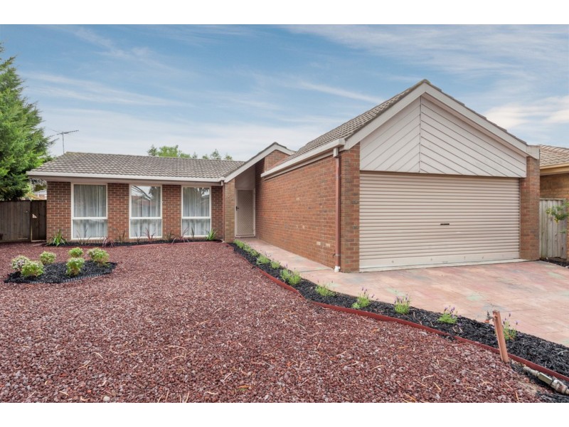 20 Yarcombe Crescent, Craigieburn VIC 3064