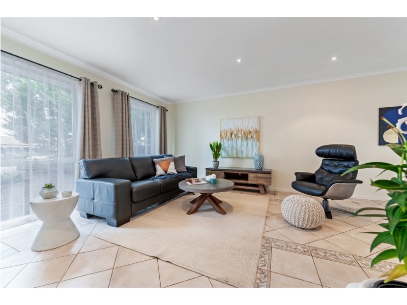 20 Yarcombe Crescent, Craigieburn VIC 3064