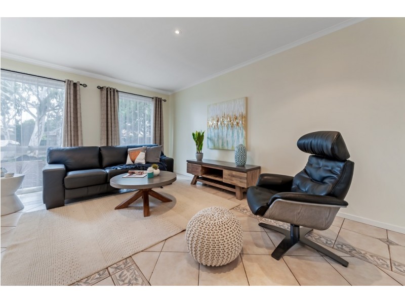 20 Yarcombe Crescent, Craigieburn VIC 3064