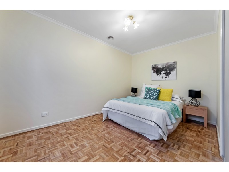 20 Yarcombe Crescent, Craigieburn VIC 3064
