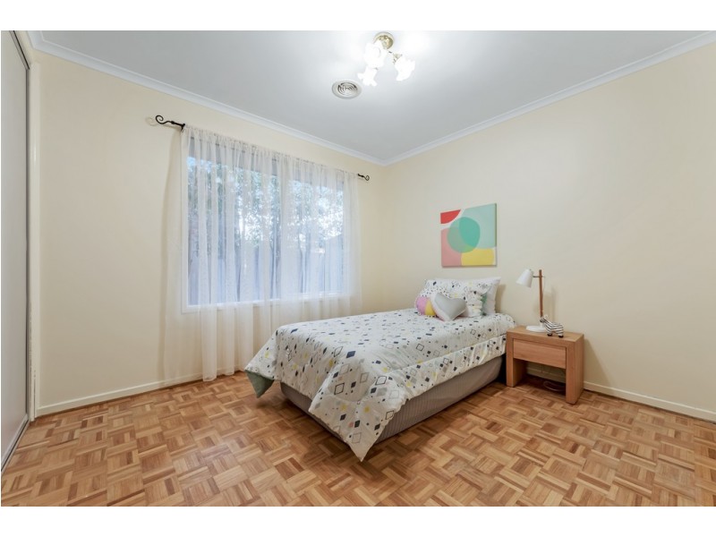 20 Yarcombe Crescent, Craigieburn VIC 3064
