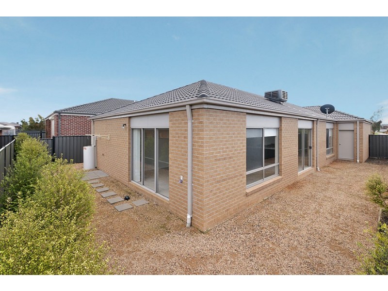 23 Grevillea Street, Craigieburn VIC 3064