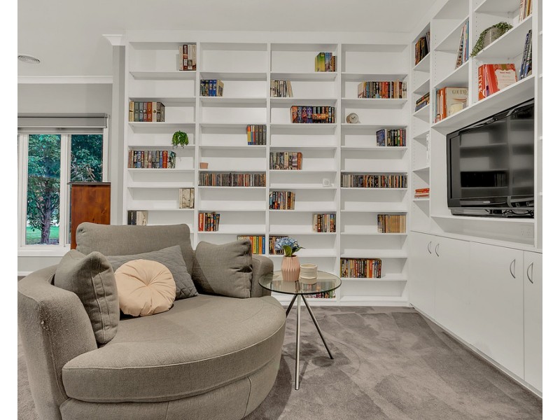 32 Taransay Way, Craigieburn VIC 3064