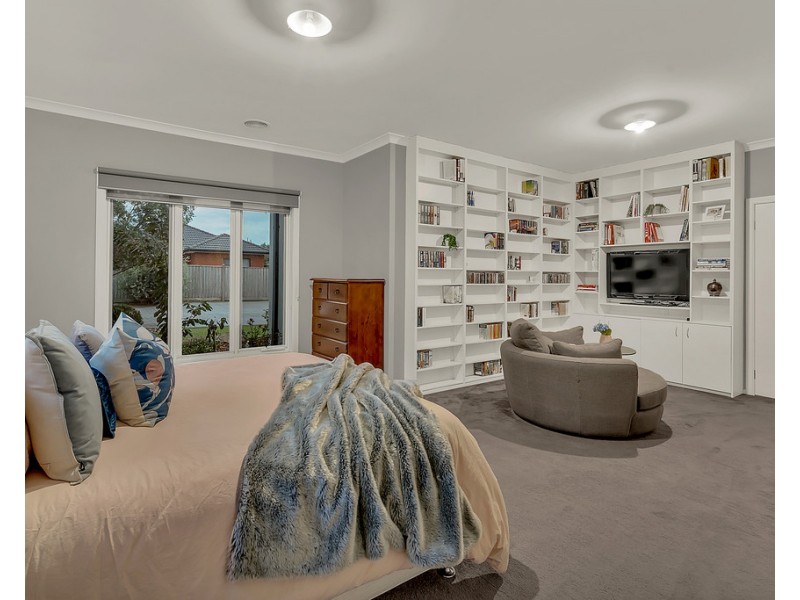 32 Taransay Way, Craigieburn VIC 3064