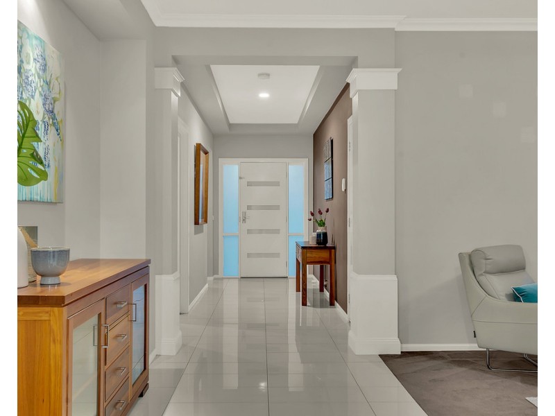 32 Taransay Way, Craigieburn VIC 3064