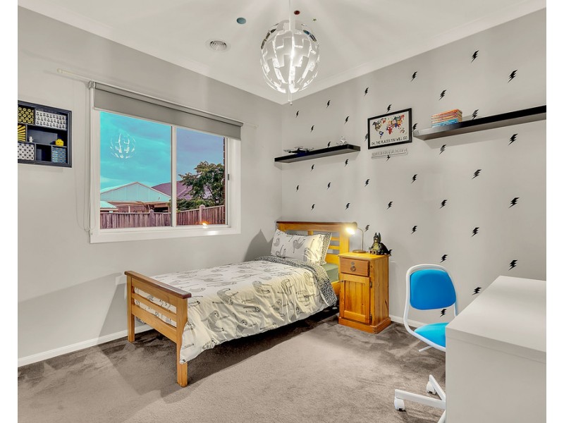 32 Taransay Way, Craigieburn VIC 3064