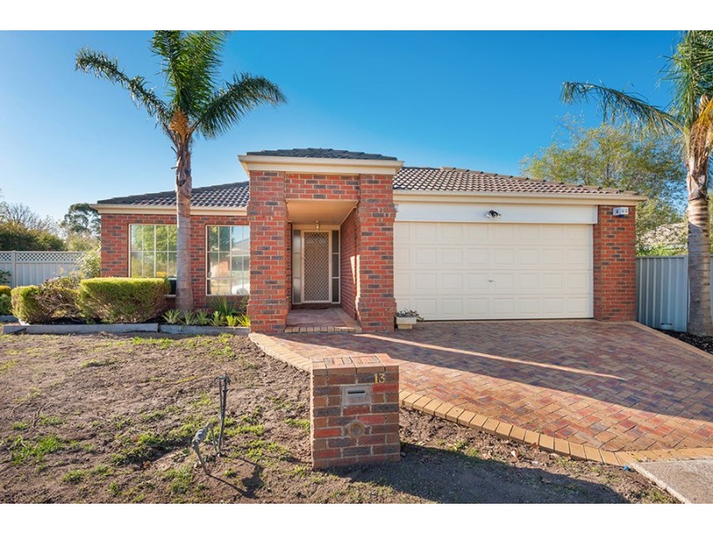 13 Sunnybrook Court, Craigieburn VIC 3064