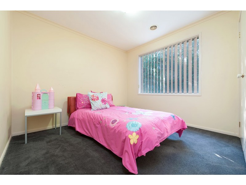 13 Sunnybrook Court, Craigieburn VIC 3064