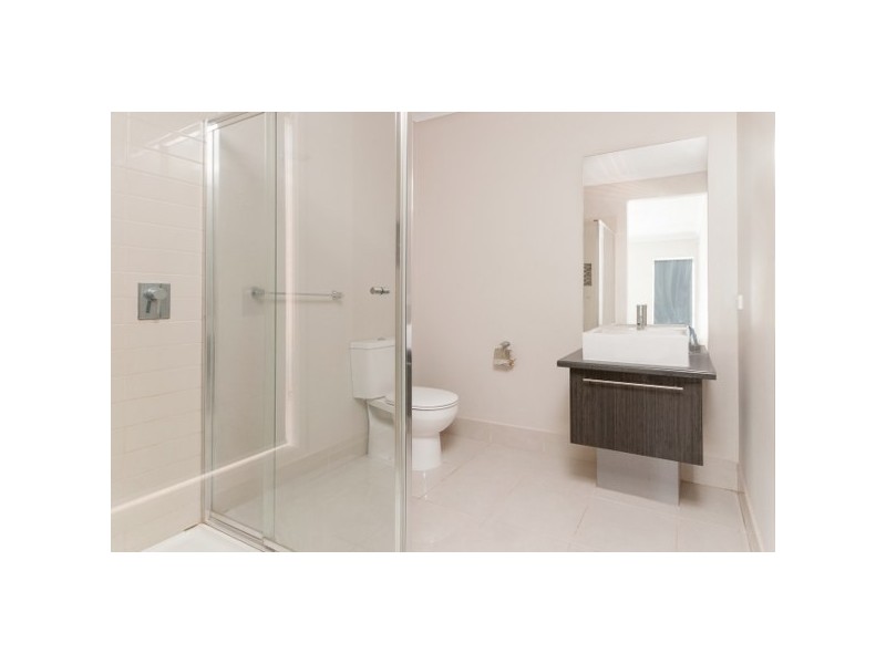 10 Eveline Street, Craigieburn VIC 3064