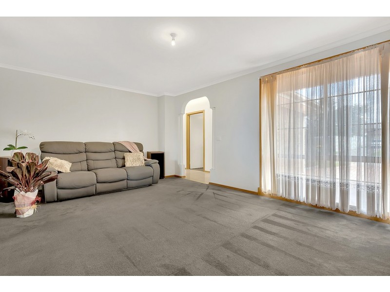 4 St Austell Court, Craigieburn VIC 3064