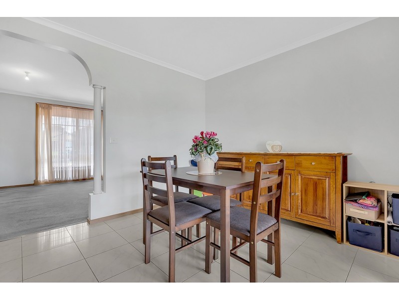 4 St Austell Court, Craigieburn VIC 3064