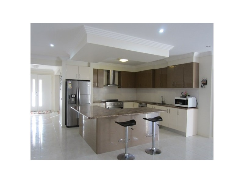 17 Northumberland Circuit, Craigieburn VIC 3064