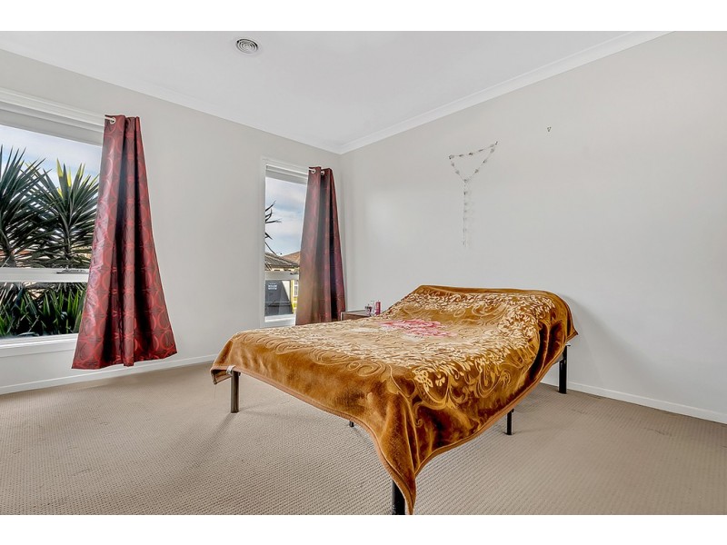 5 Parkhaven Street, Craigieburn VIC 3064