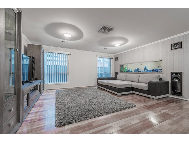 3 Korab Place, Roxburgh Park VIC 3064