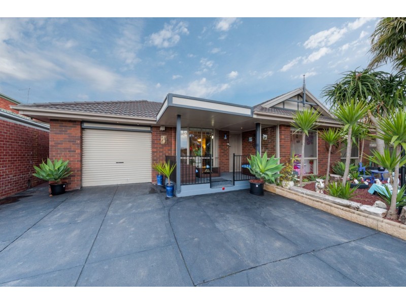 11 Abbott Court, Craigieburn VIC 3064