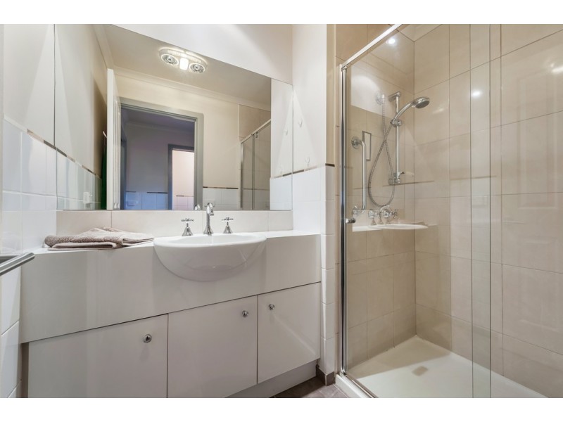 11 Abbott Court, Craigieburn VIC 3064