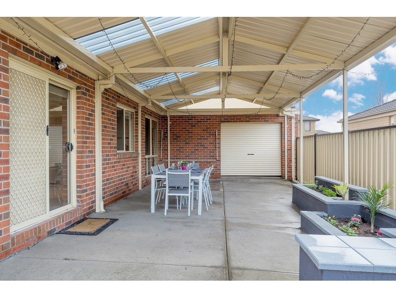 13 Peartree Court, Roxburgh Park VIC 3064