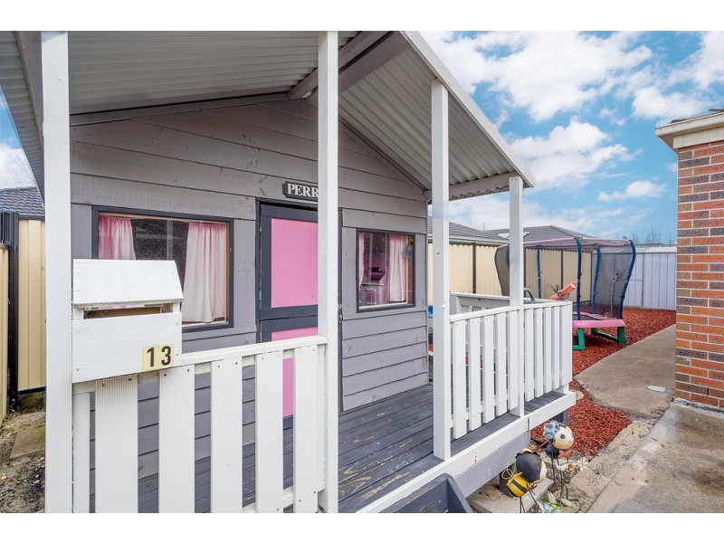 13 Peartree Court, Roxburgh Park VIC 3064