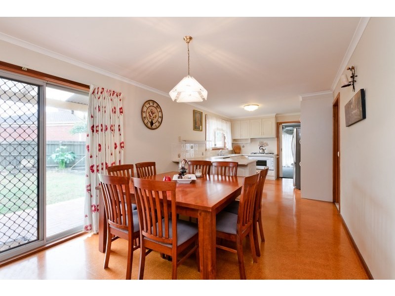 3 Kent Court, Craigieburn VIC 3064