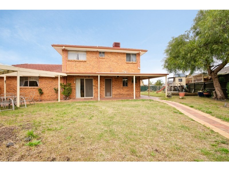 3 Kent Court, Craigieburn VIC 3064
