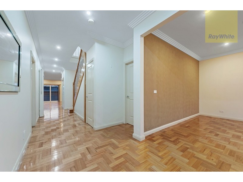 11 Olrig Grove, Craigieburn VIC 3064