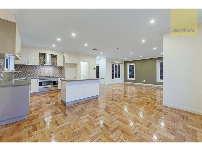 11 Olrig Grove, Craigieburn VIC 3064