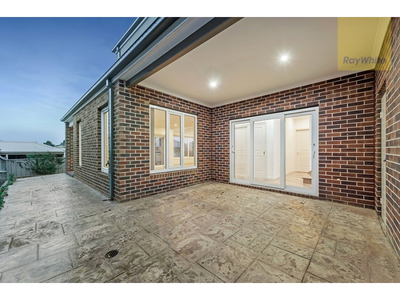11 Olrig Grove, Craigieburn VIC 3064