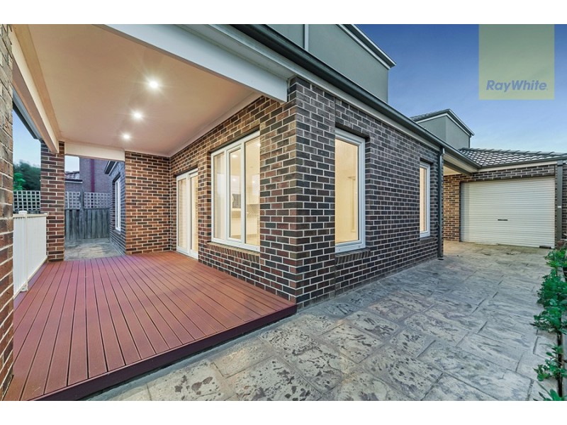 11 Olrig Grove, Craigieburn VIC 3064