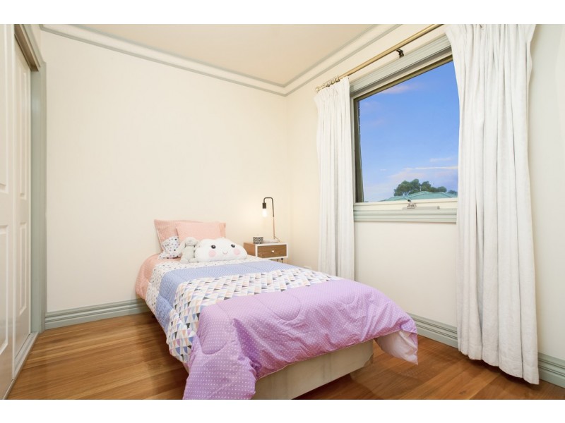 12 Simmonds Place, Roxburgh Park VIC 3064