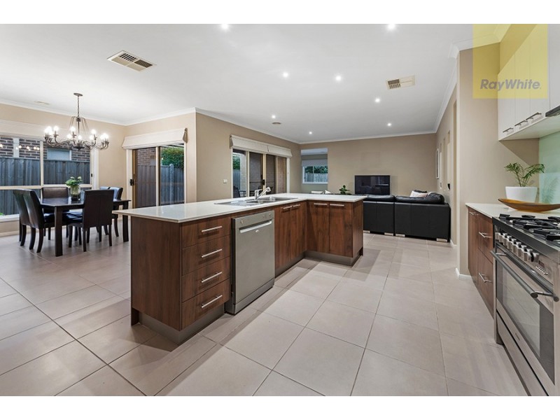 9 Cascade Terrace, Craigieburn VIC 3064