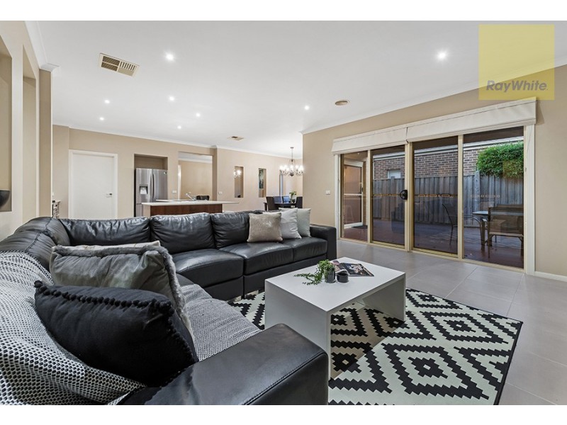9 Cascade Terrace, Craigieburn VIC 3064