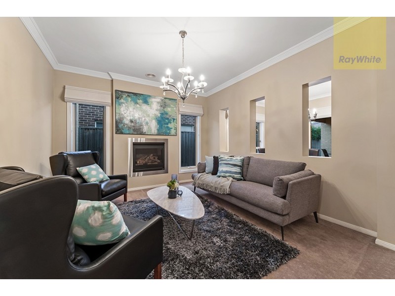 9 Cascade Terrace, Craigieburn VIC 3064