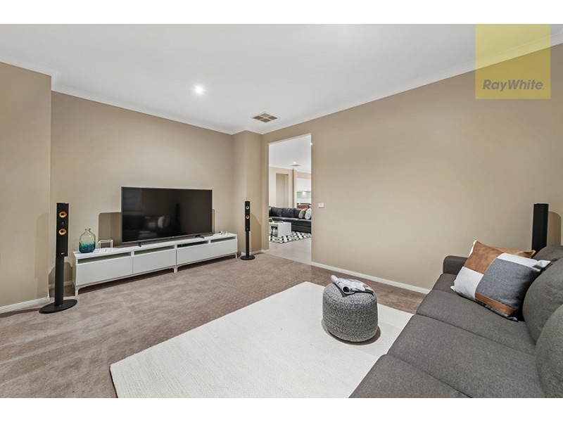 9 Cascade Terrace, Craigieburn VIC 3064