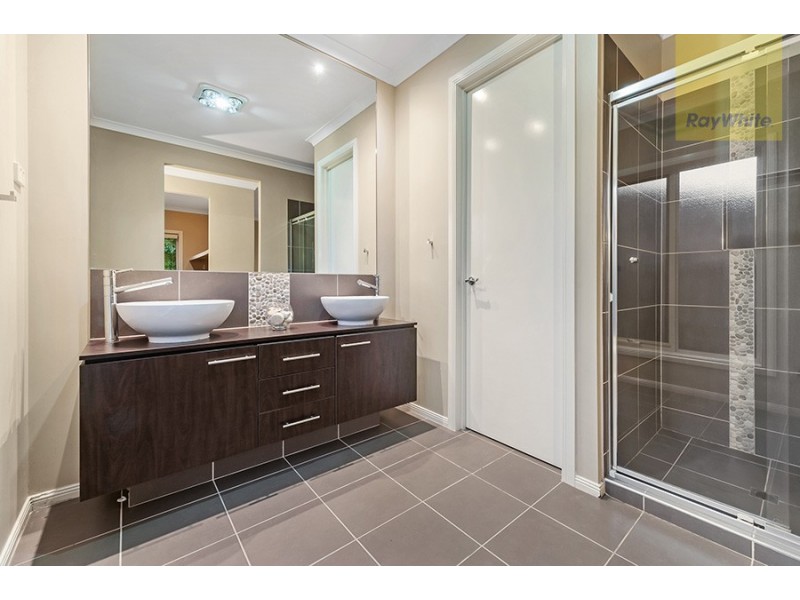 9 Cascade Terrace, Craigieburn VIC 3064