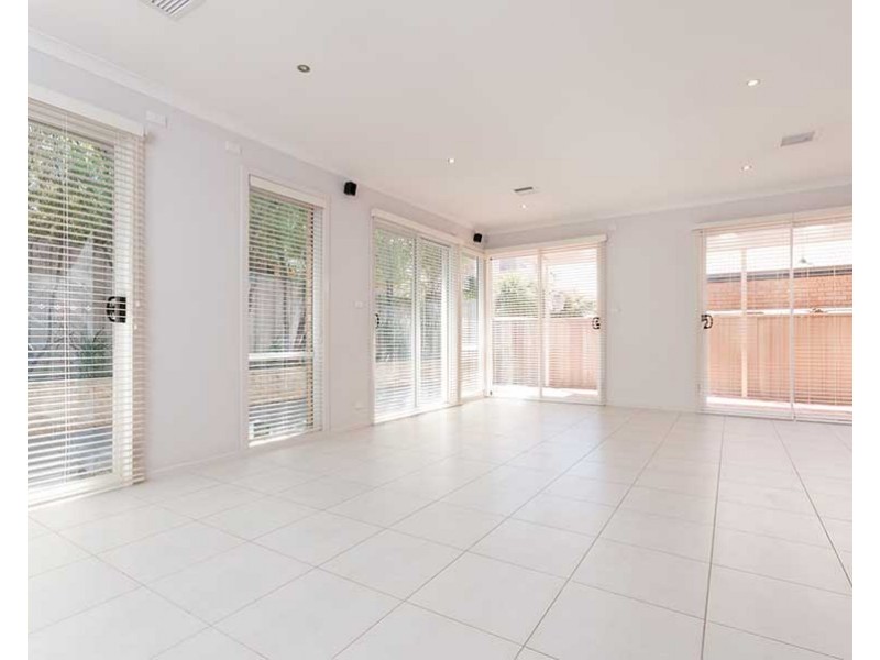 53 Bowral Loop, Craigieburn VIC 3064