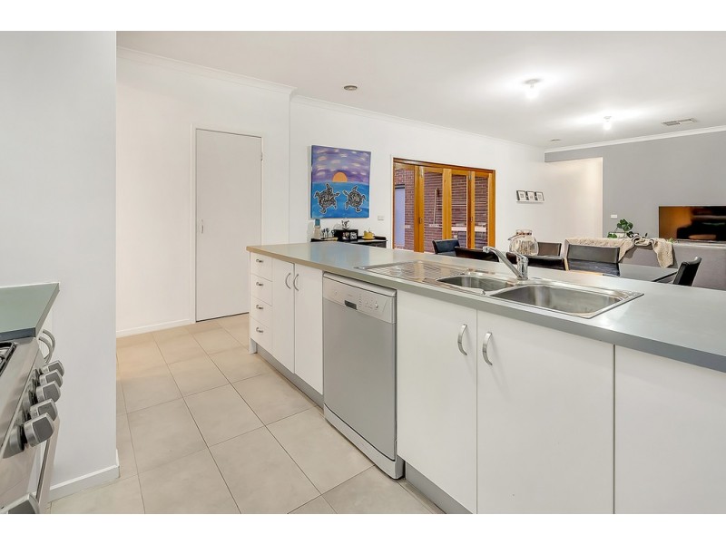 18 William Hovell Pass, Craigieburn VIC 3064