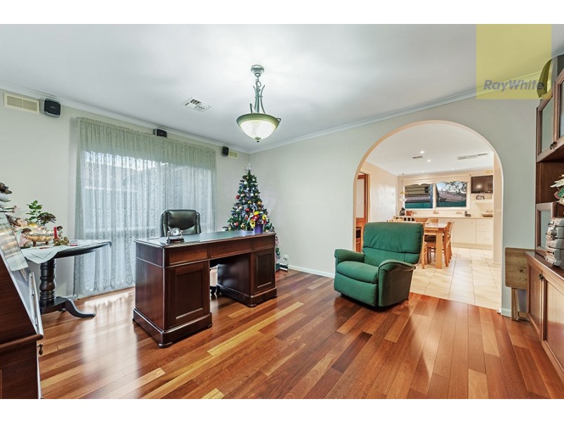 11 Sedgefield Place, Craigieburn VIC 3064