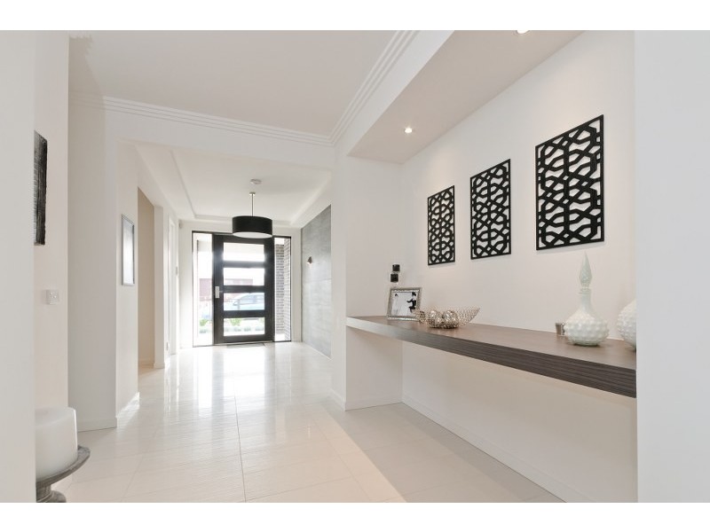 15 Cavalier Drive, Craigieburn VIC 3064