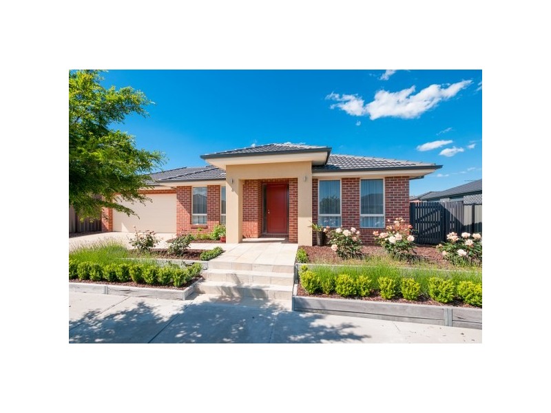 4 Arapiles Avenue, Craigieburn VIC 3064