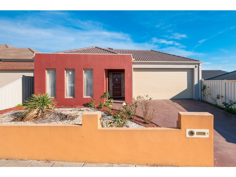 4 Houghton Court, Craigieburn VIC 3064