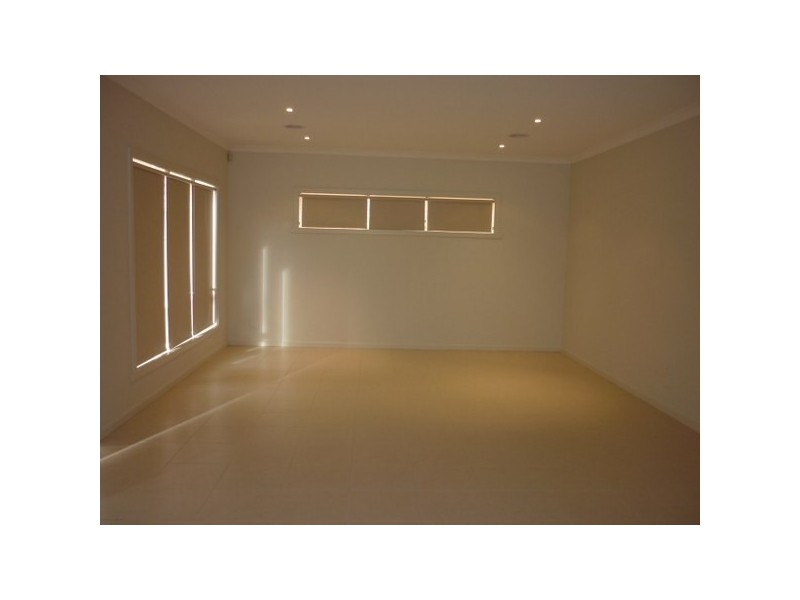 23 Gippsland Way, Craigieburn VIC 3064
