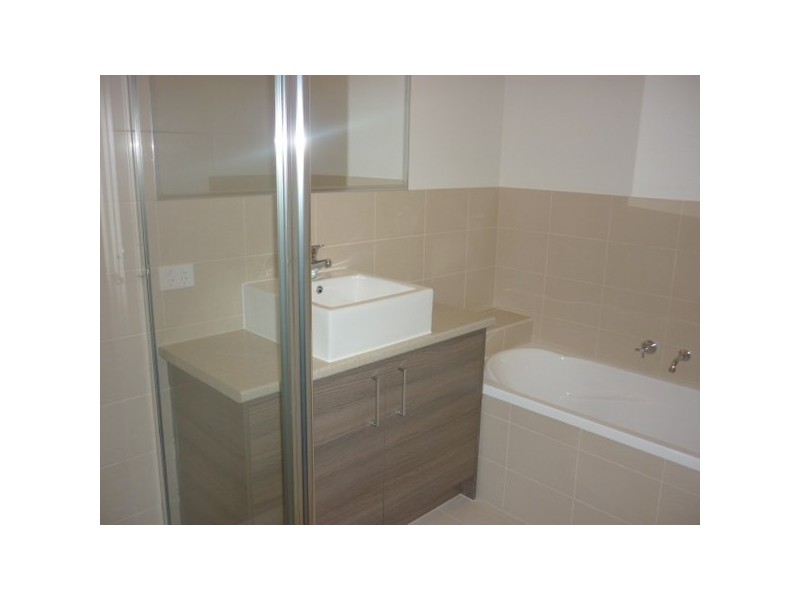 23 Gippsland Way, Craigieburn VIC 3064