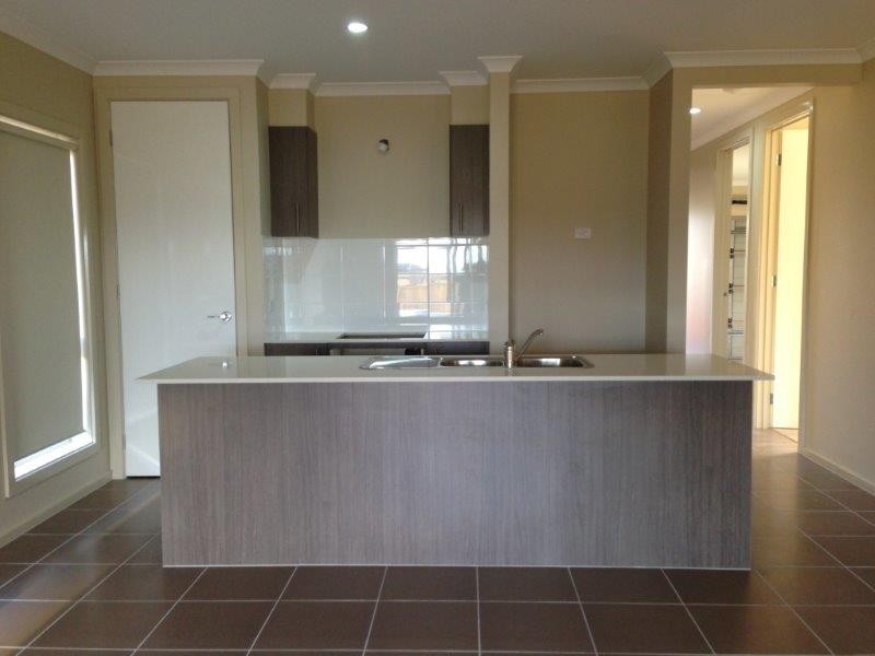 32 Atarhi Parade, Lalor VIC 3075