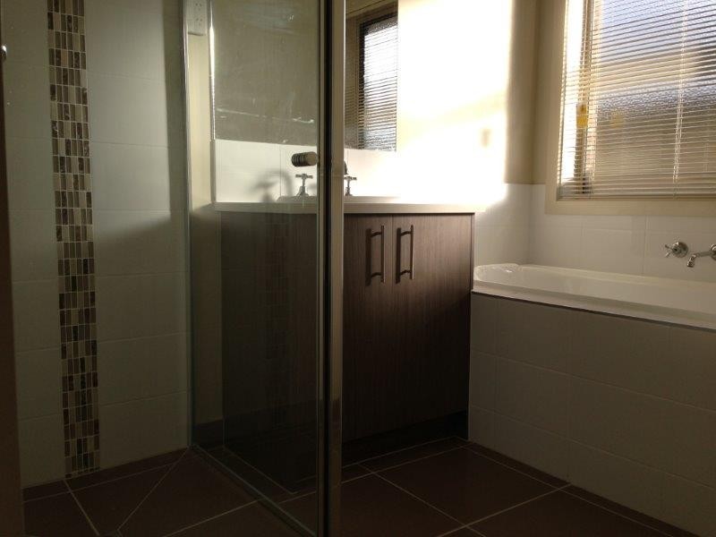 32 Atarhi Parade, Lalor VIC 3075