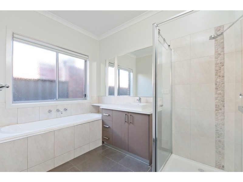 78 Huntington Drive, Craigieburn VIC 3064