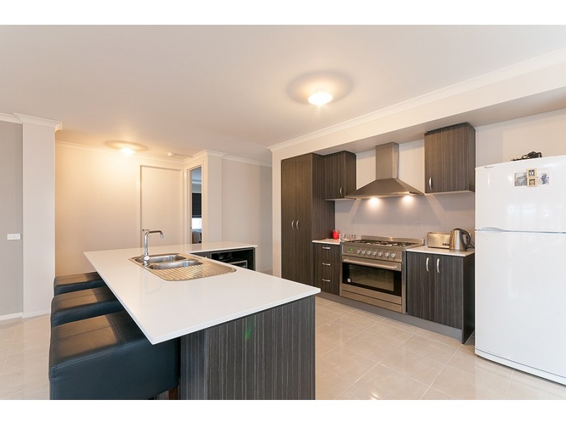 21 Lithgow Street, Beveridge VIC 3753