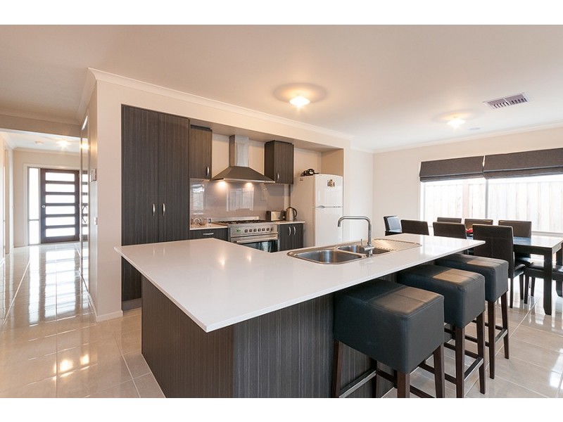 21 Lithgow Street, Beveridge VIC 3753