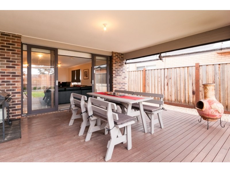 21 Lithgow Street, Beveridge VIC 3753