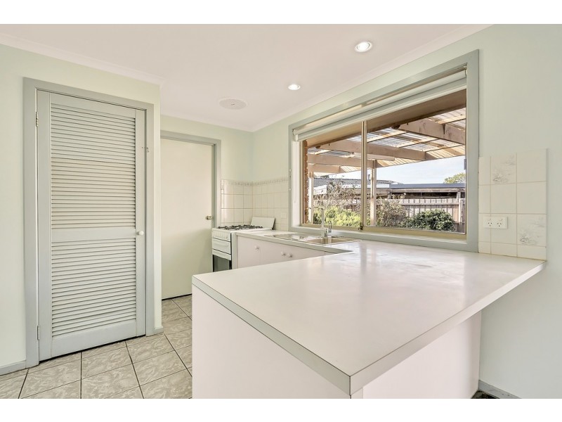 2 Lydd Court, Craigieburn VIC 3064