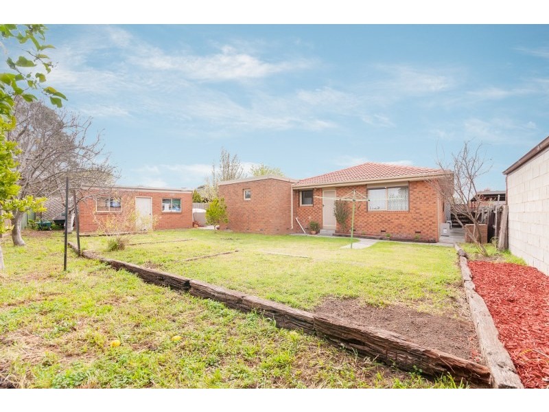 3 Dorking Court, Craigieburn VIC 3064